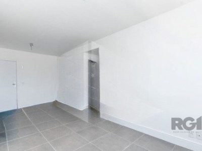 Apartamento à venda com 69m², 2 quartos, 1 suíte, 1 vaga no bairro Jardim do Salso em Porto Alegre - Foto 3