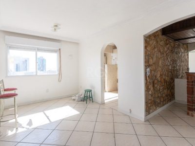 Apartamento à venda com 61m², 2 quartos, 1 vaga no bairro Cristal em Porto Alegre - Foto 6