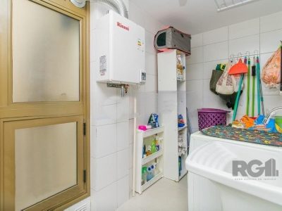 Apartamento à venda com 122m², 3 quartos, 3 suítes, 2 vagas no bairro Petrópolis em Porto Alegre - Foto 13