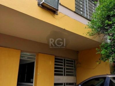 Casa à venda com 220m², 2 quartos no bairro Rio Branco em Porto Alegre - Foto 3