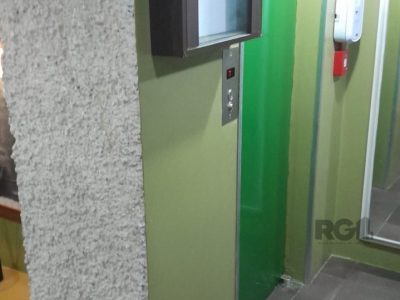 Apartamento à venda com 130m², 3 quartos, 1 vaga no bairro Cidade Baixa em Porto Alegre - Foto 17