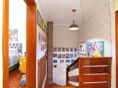 Casa à venda com 240m², 4 quartos, 2 suítes, 4 vagas no bairro Ipanema em Porto Alegre - Foto 20