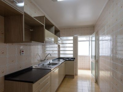 Apartamento à venda com 68m², 2 quartos, 1 vaga no bairro Passo d'Areia em Porto Alegre - Foto 4