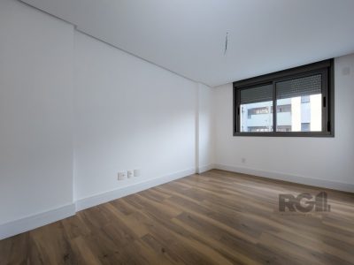 Apartamento à venda com 120m², 3 quartos, 1 suíte, 2 vagas no bairro Tristeza em Porto Alegre - Foto 15