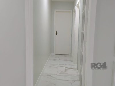 Apartamento à venda com 75m², 2 quartos no bairro Chácara das Pedras em Porto Alegre - Foto 3