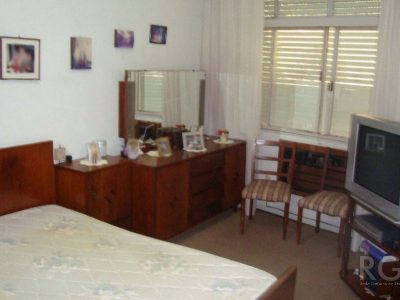 Apartamento à venda com 112m², 3 quartos, 3 vagas no bairro Independência em Porto Alegre - Foto 8