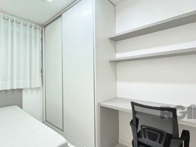 Apartamento à venda com 45m², 2 quartos, 1 vaga no bairro Ipanema em Porto Alegre - Foto 24