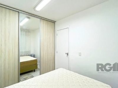 Apartamento à venda com 45m², 2 quartos, 1 vaga no bairro Ipanema em Porto Alegre - Foto 27