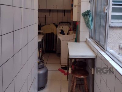 Apartamento à venda com 87m², 2 quartos, 1 suíte no bairro Moinhos de Vento em Porto Alegre - Foto 4