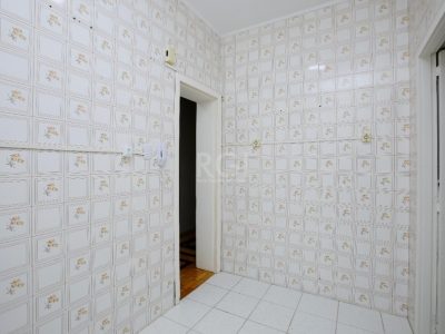 Apartamento à venda com 95m², 3 quartos no bairro Petrópolis em Porto Alegre - Foto 29