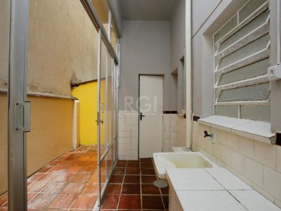 Apartamento à venda com 95m², 3 quartos no bairro Petrópolis em Porto Alegre - Foto 33