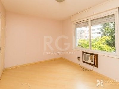 Apartamento à venda com 72m², 3 quartos, 1 vaga no bairro Petrópolis em Porto Alegre - Foto 11