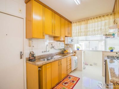 Apartamento à venda com 207m², 4 quartos, 1 suíte, 1 vaga no bairro Moinhos de Vento em Porto Alegre - Foto 29