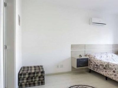 Apartamento à venda com 78m², 2 quartos, 1 suíte, 1 vaga no bairro Petrópolis em Porto Alegre - Foto 10