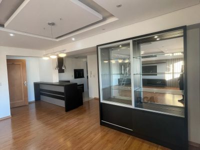 Apartamento à venda com 132m², 3 quartos, 1 suíte, 2 vagas no bairro Passo d'Areia em Porto Alegre - Foto 4