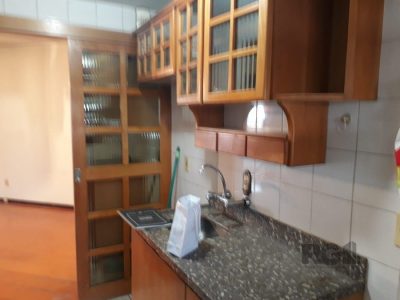 Apartamento à venda com 64m², 2 quartos, 1 suíte, 1 vaga no bairro Petrópolis em Porto Alegre - Foto 3