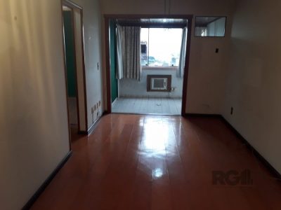 Apartamento à venda com 64m², 2 quartos, 1 suíte, 1 vaga no bairro Petrópolis em Porto Alegre - Foto 2