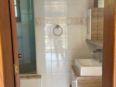 Casa Condominio à venda com 150m², 3 quartos, 1 suíte, 2 vagas no bairro Santo Antônio em Porto Alegre - Foto 15