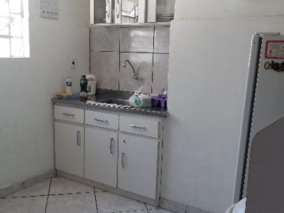 Casa à venda com 128m², 2 quartos, 6 vagas no bairro Medianeira em Porto Alegre - Foto 18