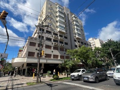 Apartamento à venda com 56m², 2 quartos, 1 vaga no bairro Floresta em Porto Alegre - Foto 2