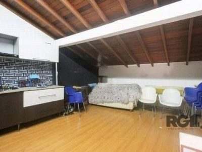 Casa à venda com 260m², 4 quartos, 1 suíte, 5 vagas no bairro Passo d'Areia em Porto Alegre - Foto 10