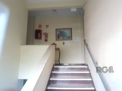 Apartamento à venda com 67m², 2 quartos no bairro Santana em Porto Alegre - Foto 4