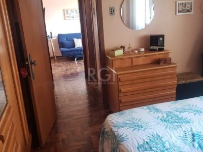 Apartamento à venda com 64m², 2 quartos, 1 vaga no bairro Passo d'Areia em Porto Alegre - Foto 7