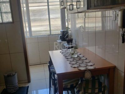 Apartamento à venda com 64m², 2 quartos, 1 vaga no bairro Passo d'Areia em Porto Alegre - Foto 5