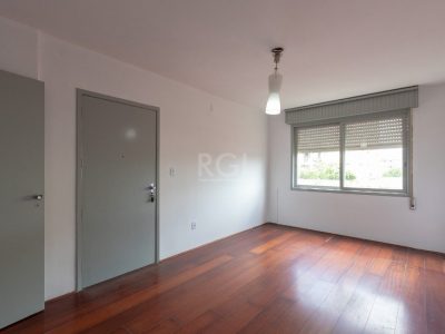 Apartamento à venda com 99m², 2 quartos, 1 suíte, 1 vaga no bairro Cristal em Porto Alegre - Foto 2