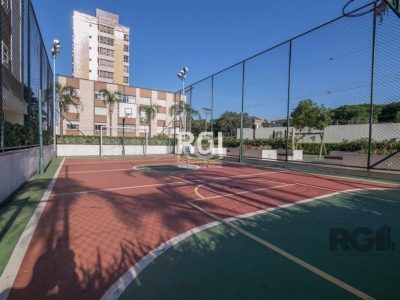 Apartamento à venda com 87m², 3 quartos, 1 suíte, 2 vagas no bairro Passo d'Areia em Porto Alegre - Foto 19