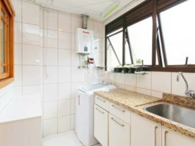 Apartamento à venda com 126m², 3 quartos, 1 suíte, 2 vagas no bairro Menino Deus em Porto Alegre - Foto 9