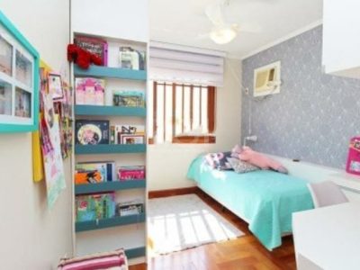 Apartamento à venda com 126m², 3 quartos, 1 suíte, 2 vagas no bairro Menino Deus em Porto Alegre - Foto 18