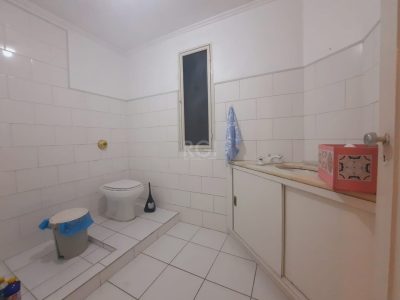 Apartamento à venda com 107m², 2 quartos, 1 suíte, 1 vaga no bairro Floresta em Porto Alegre - Foto 19