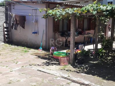 Casa à venda com 440m², 2 quartos no bairro Tristeza em Porto Alegre - Foto 4