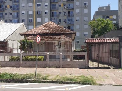 Casa à venda com 440m², 2 quartos no bairro Tristeza em Porto Alegre - Foto 6