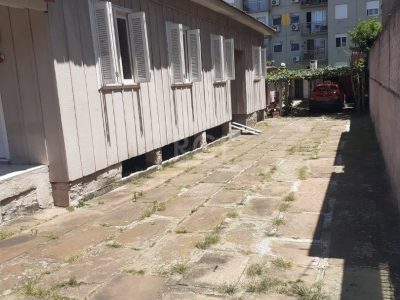 Casa à venda com 440m², 2 quartos no bairro Tristeza em Porto Alegre - Foto 9