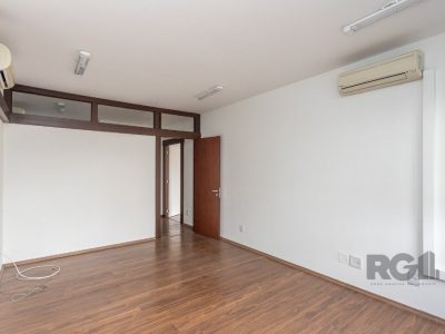 Conjunto/Sala à venda com 33m² no bairro Menino Deus em Porto Alegre - Foto 7