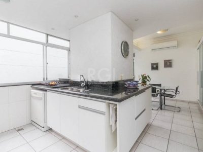 Apartamento à venda com 277m², 3 quartos, 1 suíte, 2 vagas no bairro Auxiliadora em Porto Alegre - Foto 12