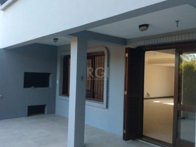 Casa à venda com 204m², 4 quartos, 1 suíte, 2 vagas no bairro Cristal em Porto Alegre - Foto 11