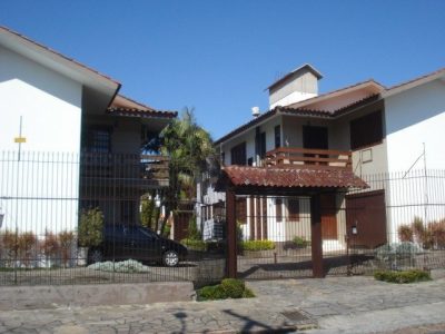 Casa à venda com 132m², 3 quartos, 1 suíte, 2 vagas no bairro Tristeza em Porto Alegre - Foto 3