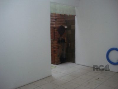 Casa à venda com 132m², 3 quartos, 1 suíte, 2 vagas no bairro Tristeza em Porto Alegre - Foto 21