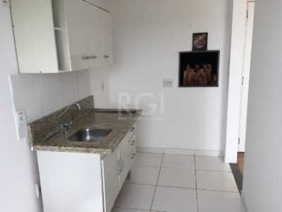 Apartamento à venda com 50m², 2 quartos, 1 suíte, 1 vaga no bairro Farrapos em Porto Alegre - Foto 4