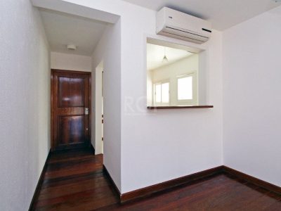 Apartamento à venda com 87m², 2 quartos, 1 vaga no bairro Auxiliadora em Porto Alegre - Foto 4