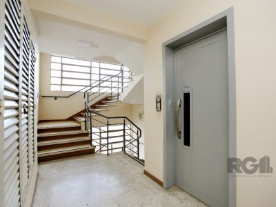 Apartamento à venda com 78m², 2 quartos, 1 suíte no bairro Floresta em Porto Alegre - Foto 25