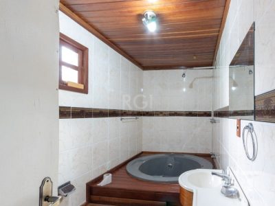 Casa à venda com 160m², 3 quartos, 2 suítes, 3 vagas no bairro Cristal em Porto Alegre - Foto 21