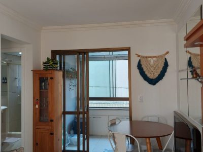 Apartamento à venda com 67m², 2 quartos, 1 suíte, 1 vaga no bairro Menino Deus em Porto Alegre - Foto 4