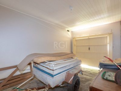 Casa à venda com 118m², 2 quartos, 2 vagas no bairro Medianeira em Porto Alegre - Foto 9