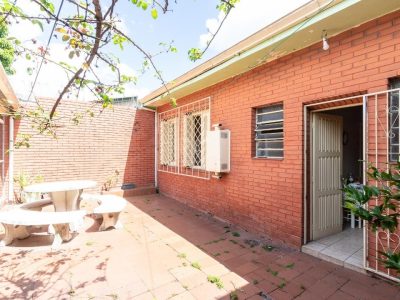 Casa à venda com 118m², 2 quartos, 2 vagas no bairro Medianeira em Porto Alegre - Foto 25