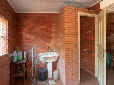 Casa à venda com 118m², 2 quartos, 2 vagas no bairro Medianeira em Porto Alegre - Foto 30