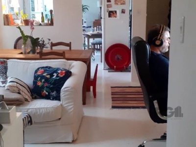 Apartamento à venda com 96m², 3 quartos, 1 suíte no bairro Moinhos de Vento em Porto Alegre - Foto 10